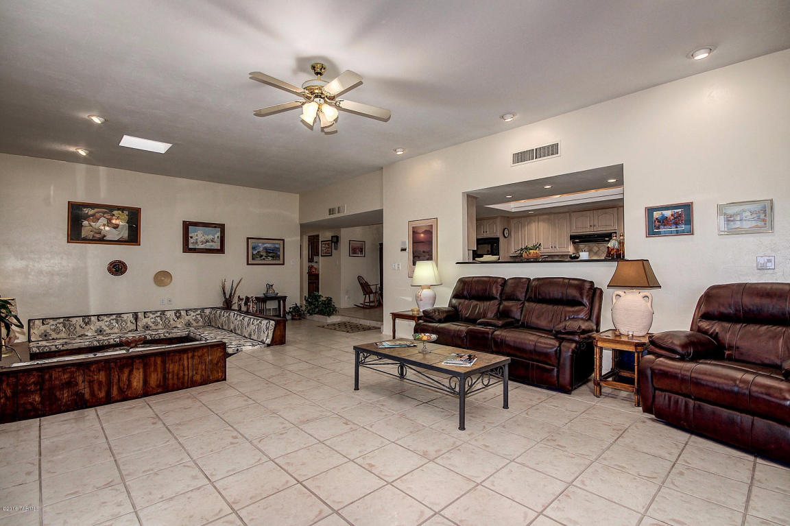 5120 E River Rd, Tucson, AZ 85718 photo 12