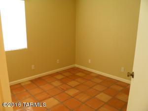 9466 E Bench Mark Loop, Tucson, AZ 85747 photo 13