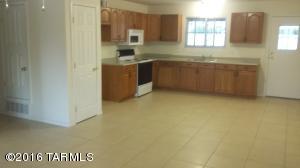 401 W Wedwick St, Tucson, AZ 85706 photo 7