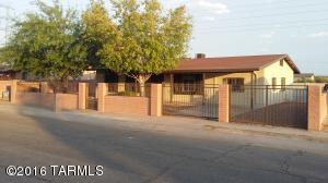 401 W Wedwick St, Tucson, AZ 85706 photo 1