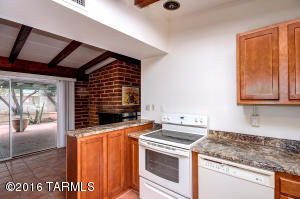 5434 E 7th St, Tucson, AZ 85711 photo 9