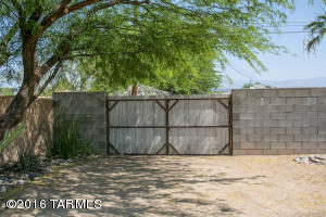 7909 E 18th Pl, Tucson, AZ 85710 photo 24