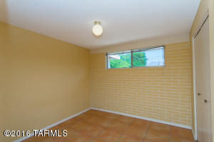 7909 E 18th Pl, Tucson, AZ 85710 photo 19