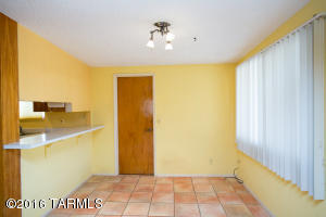 7909 E 18th Pl, Tucson, AZ 85710 photo 10