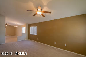 6622 E Ladonna Ln, Tucson, AZ 85756 photo 2