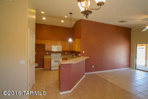 6622 E Ladonna Ln, Tucson, AZ 85756 photo 4