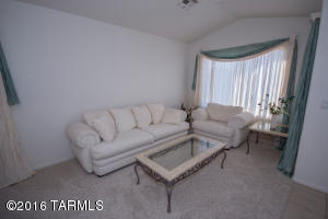 8846 E Maxwell Dr, Tucson, AZ 85747 photo 2