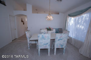 8846 E Maxwell Dr, Tucson, AZ 85747 photo 4