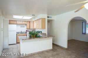 7931 Eli Pl, Tucson, AZ 85710 photo 6