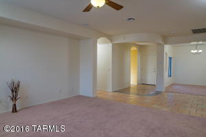 10560 E Rose Hill St, Tucson, AZ 85747 photo 7