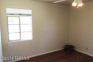 5448 E Linden St, Tucson, AZ 85712 photo 11