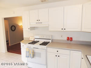 5448 E Linden St, Tucson, AZ 85712 photo 6