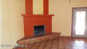 681 E Macon Dr, Vail, AZ 85641 photo 4