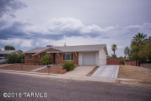 8612 E 25th Pl, Tucson, AZ 85710 photo 7