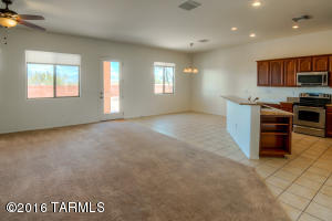 7883 E New Leaf Pl, Tucson, AZ 85756 photo 10