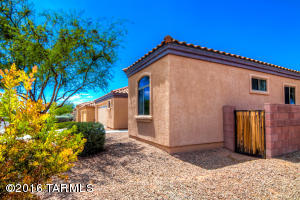 7883 E New Leaf Pl, Tucson, AZ 85756 photo 5
