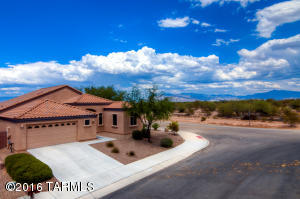 7883 E New Leaf Pl, Tucson, AZ 85756 photo 3