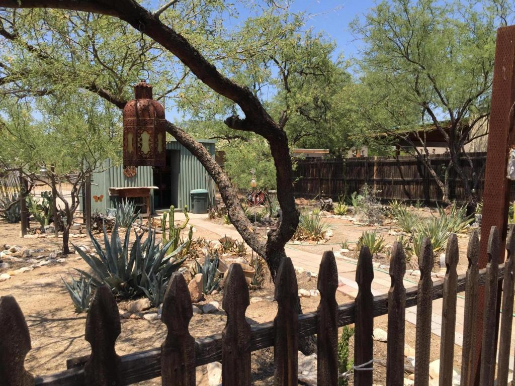 1505 E Hedrick Dr, Tucson, AZ 85719 photo 21