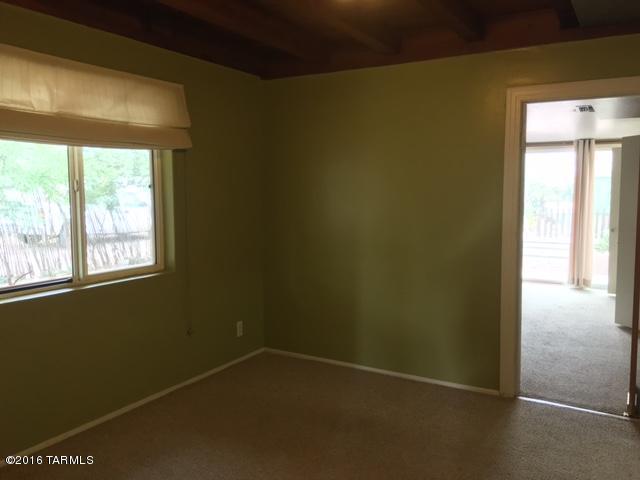 1505 E Hedrick Dr, Tucson, AZ 85719 photo 9
