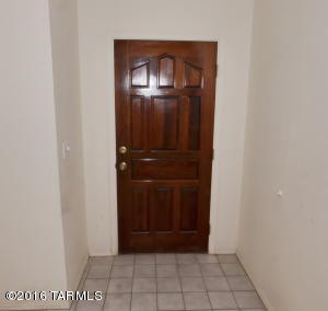 9272 N Eaglestone Loop, Tucson, AZ 85742 photo 3