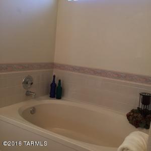 9272 N Eaglestone Loop, Tucson, AZ 85742 photo 18