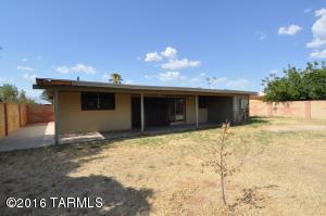 7652 E Persimmon Dr, Tucson, AZ 85730 photo 9