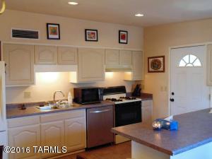 3322 S Champlain Ave, Tucson, AZ 85730 photo 5