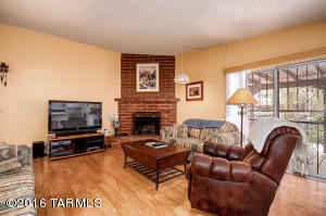8917 E Palm Tree Dr, Tucson, AZ 85710 photo 14