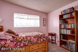 8917 E Palm Tree Dr, Tucson, AZ 85710 photo 18