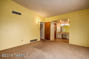 8917 E Palm Tree Dr, Tucson, AZ 85710 photo 24