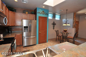 7669 E Palace Park Loop, Tucson, AZ 85710 photo 8