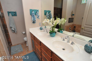 7669 E Palace Park Loop, Tucson, AZ 85710 photo 24