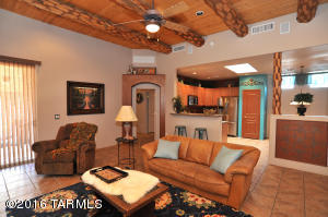 7669 E Palace Park Loop, Tucson, AZ 85710 photo 9