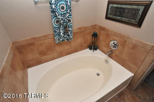 7669 E Palace Park Loop, Tucson, AZ 85710 photo 23