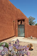 7669 E Palace Park Loop, Tucson, AZ 85710 photo 2