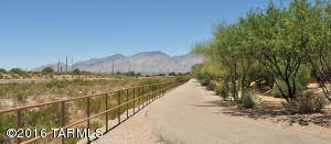 7669 E Palace Park Loop, Tucson, AZ 85710 photo 35