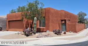 7669 E Palace Park Loop, Tucson, AZ 85710 photo 1