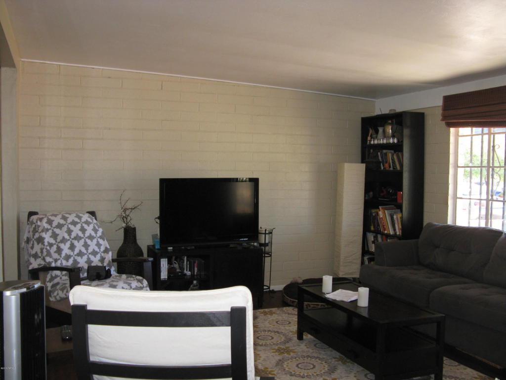 4458 E 28th St, Tucson, AZ 85711 photo 9