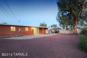 6025 E Timrod Pl, Tucson, AZ 85711 photo 6