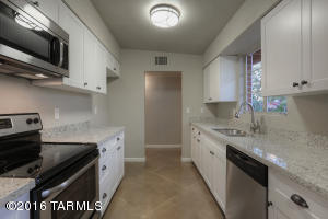 6025 E Timrod Pl, Tucson, AZ 85711 photo 10