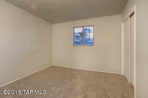 6025 E Timrod Pl, Tucson, AZ 85711 photo 12