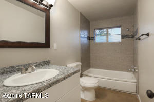 6025 E Timrod Pl, Tucson, AZ 85711 photo 4