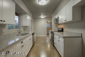 6025 E Timrod Pl, Tucson, AZ 85711 photo 7