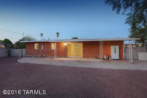 6025 E Timrod Pl, Tucson, AZ 85711 photo 5