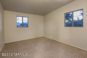 6025 E Timrod Pl, Tucson, AZ 85711 photo 13