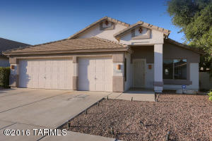 10258 E Watson Dr, Tucson, AZ 85730 photo 1