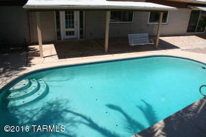 8945 E Maple Leaf Dr, Tucson, AZ 85710 photo 34