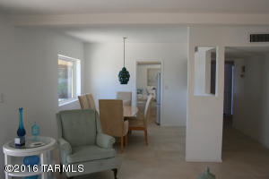 8945 E Maple Leaf Dr, Tucson, AZ 85710 photo 16