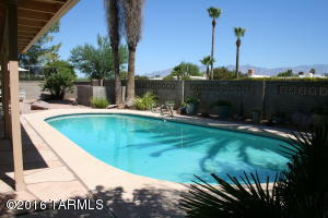 8945 E Maple Leaf Dr, Tucson, AZ 85710 photo 36