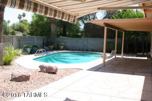 8945 E Maple Leaf Dr, Tucson, AZ 85710 photo 37